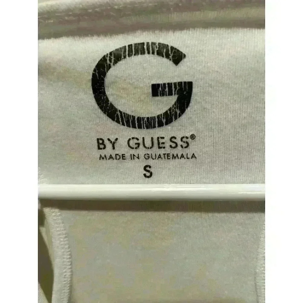 Guess Women’s White Heart Tank Top Shirt Sz. Small. - Picture 3 of 4